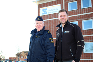 Bild på kommunpolis Kjell-Åke Ederyd och säkerhetssamordnare Martin Nilsson.